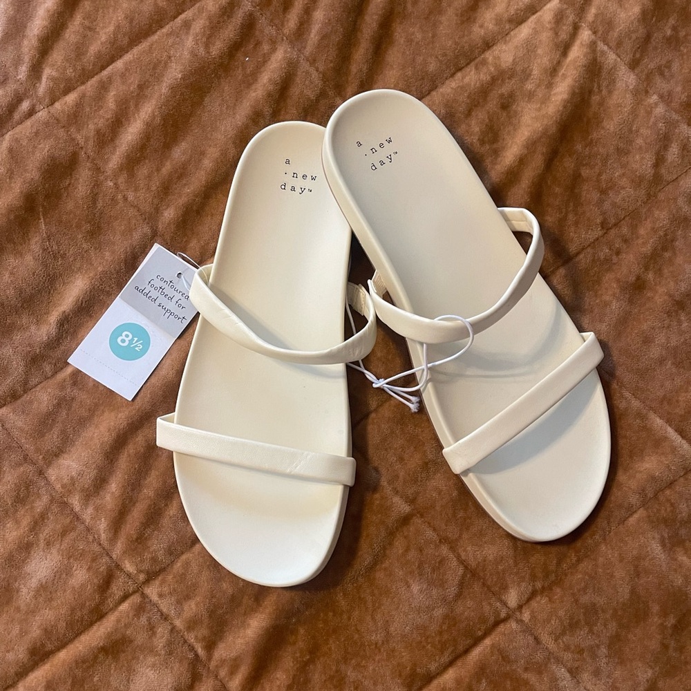 NWT A New Day Sandals!!